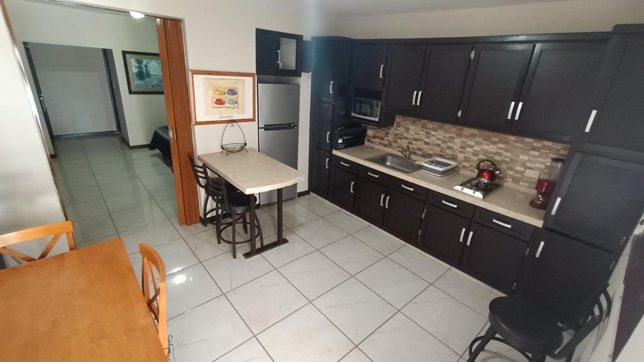 Suites Entrelagos Ciudad Obregón Esterno foto
