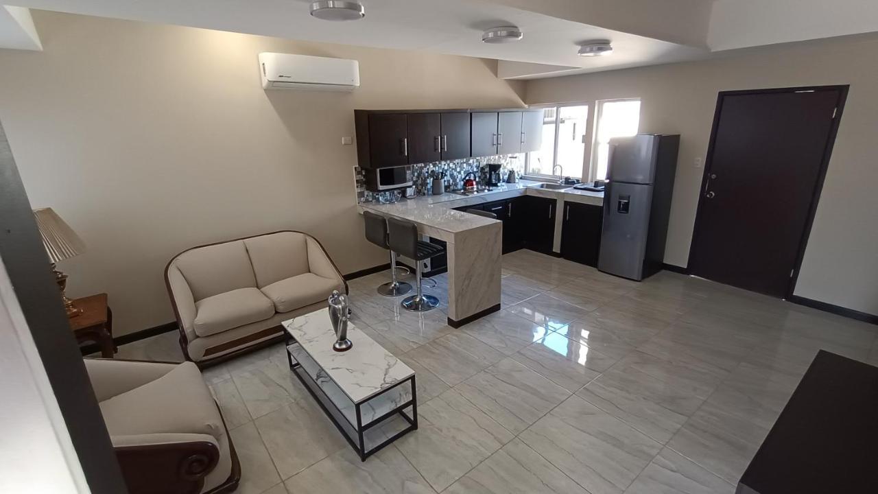 Suites Entrelagos Ciudad Obregón Esterno foto